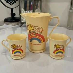 Vintage Rainbow Brite mini tea cups and pitcher 1983
